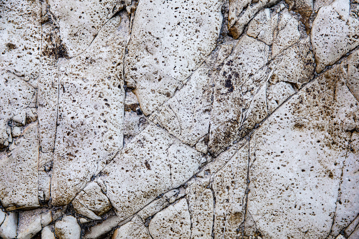 mousse polyuréthane sur le mur